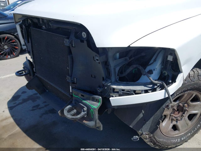 2018 Ram 3500 Tradesman  4x2 8' Box მანქანა იყიდება აუქციონზე, vin: 3C63R2GLXJG111268, აუქციონის ნომერი: 44854391