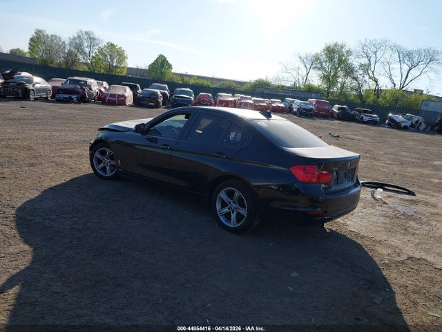44854416 :رقم المزاد ، WBA3C3C59EF987325 vin ، 2014 Bmw 320i Xdrive مزاد بيع