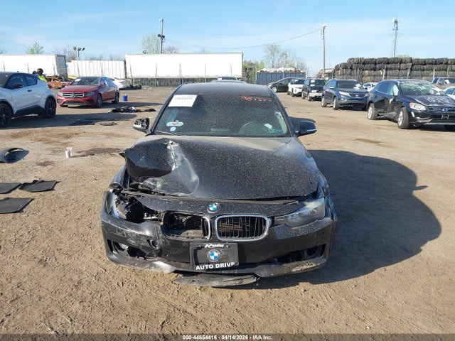 44854416 :رقم المزاد ، WBA3C3C59EF987325 vin ، 2014 Bmw 320i Xdrive مزاد بيع