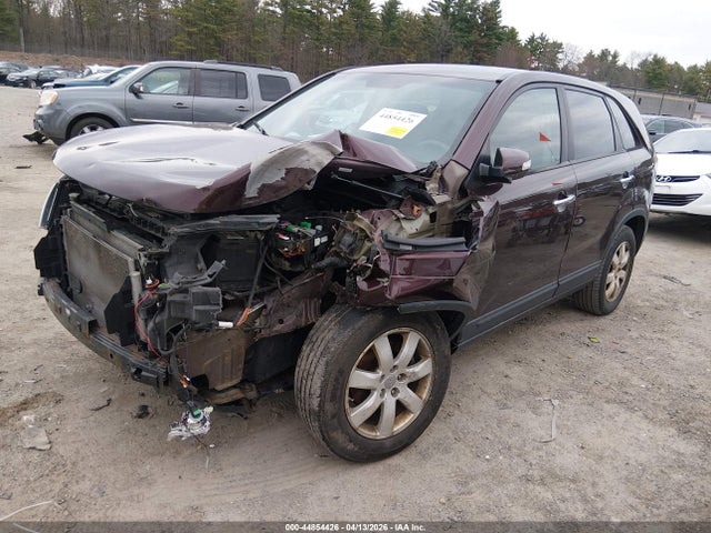 2013 Kia Sorento Lx მანქანა იყიდება აუქციონზე, vin: 5XYKT3A14DG346092, აუქციონის ნომერი: 44854426