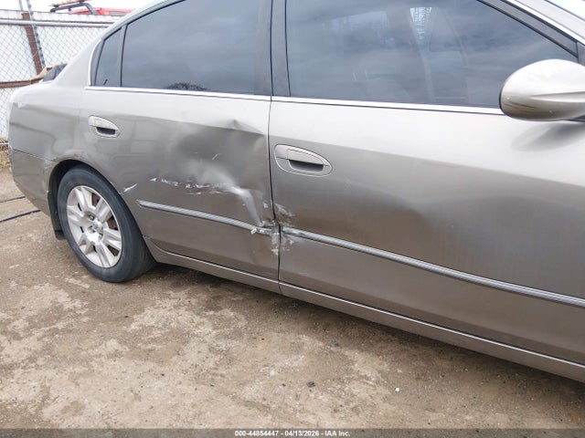 2006 Nissan Altima 2.5 S მანქანა იყიდება აუქციონზე, vin: 1N4AL11D96N302522, აუქციონის ნომერი: 44854447