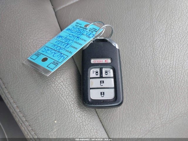 5FNRL5H30GB136831 Honda ODYSSEY SE