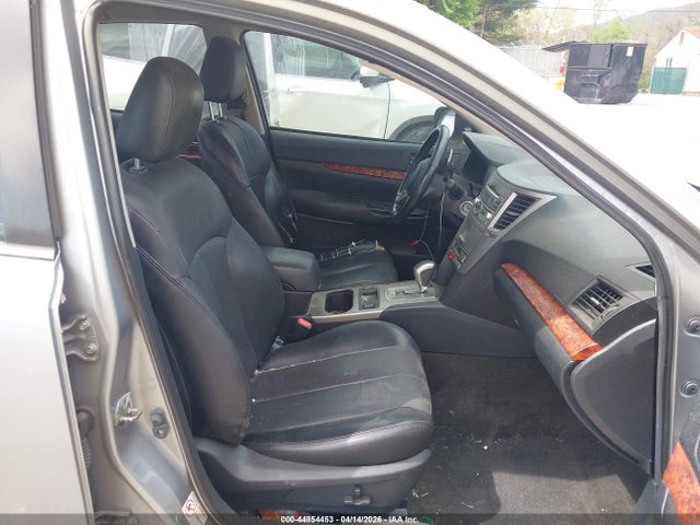 44854453 :رقم المزاد ، 4S3BMBJ68B3250504 vin ، 2011 Subaru Legacy 2.5i Limited مزاد بيع