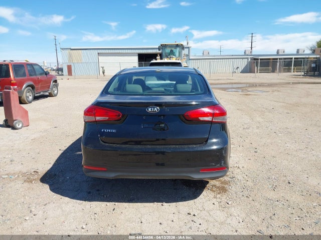 KIA FORTE LX 2017 3KPFK4A75HE044778 Image 16