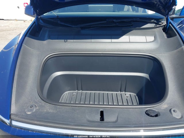 7SAYGDEE0TF369007 Tesla Model Y All-wheel Drive/long Range Launch Series/premium All-wheel Drive