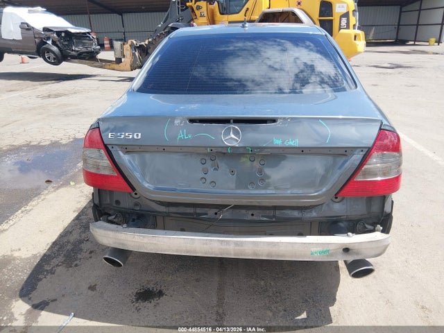 Продаж на аукціоні авто 2008 Mercedes-benz E 550, vin: WDBUF72XX8B265347, номер лоту: 44854516