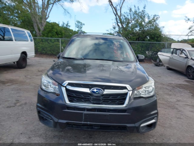 Продаж на аукціоні авто 2017 Subaru Forester 2.5i Premium, vin: JF2SJAEC4HH573318, номер лоту: 44854522