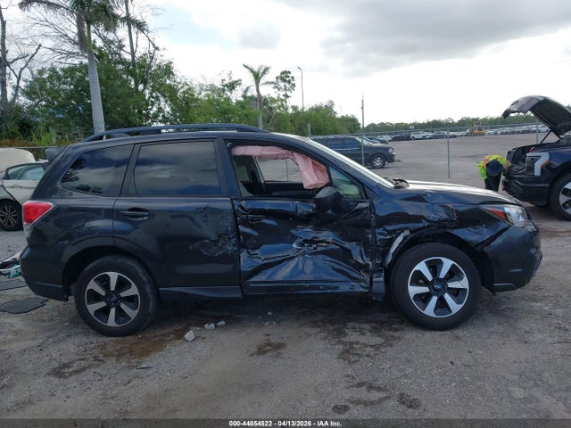 Продаж на аукціоні авто 2017 Subaru Forester 2.5i Premium, vin: JF2SJAEC4HH573318, номер лоту: 44854522