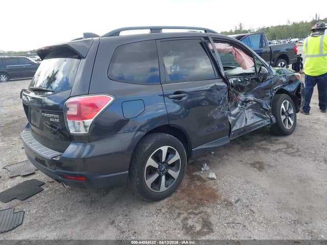 Продаж на аукціоні авто 2017 Subaru Forester 2.5i Premium, vin: JF2SJAEC4HH573318, номер лоту: 44854522