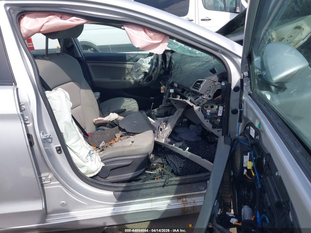 Продажа на аукционе авто 2017 Hyundai Elantra Se, vin: KMHD74LF2HU104588, номер лота: 44854564