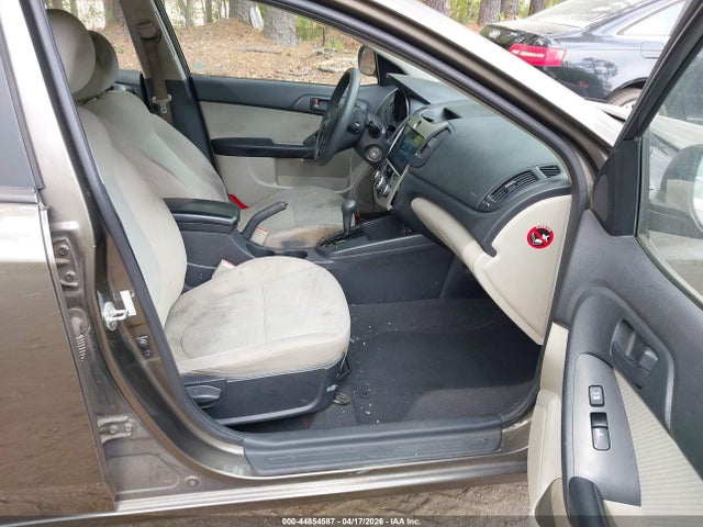 2010 Kia Forte Ex მანქანა იყიდება აუქციონზე, vin: KNAFU4A20A5847835, აუქციონის ნომერი: 44854587