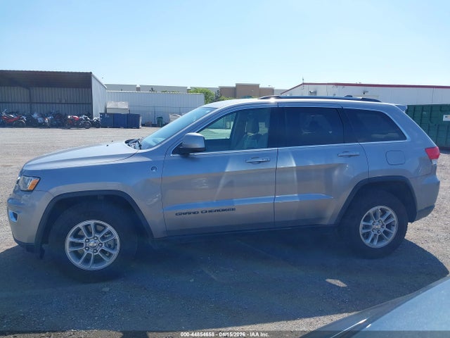1C4RJFAG1KC706172 Jeep Grand Cherokee Laredo E 4x4