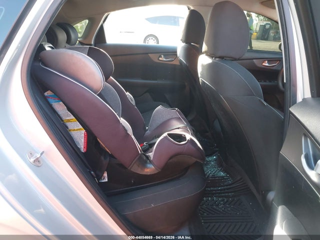 Продаж на аукціоні авто 2019 Kia Forte Lxs, vin: 3KPF24AD4KE037818, номер лоту: 44854669