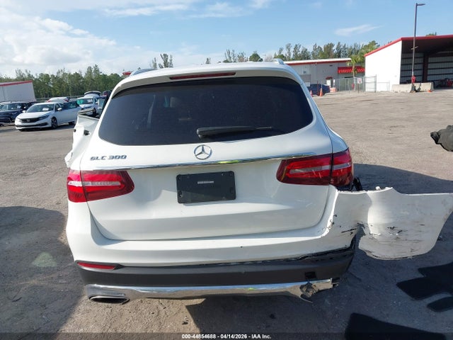 Продажа на аукционе авто 2019 Mercedes-benz Glc 300, vin: WDC0G4JB3KF665472, номер лота: 44854688
