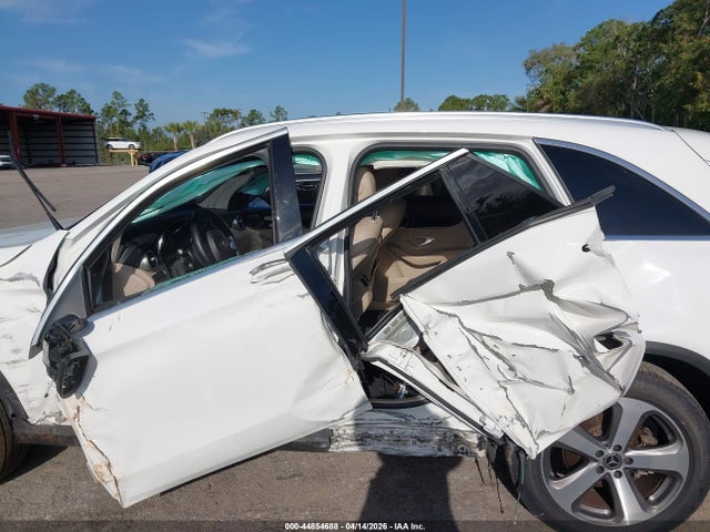 Продажа на аукционе авто 2019 Mercedes-benz Glc 300, vin: WDC0G4JB3KF665472, номер лота: 44854688