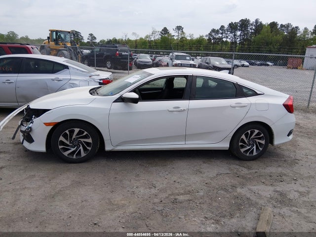 Honda CIVIC EX 2018 2HGFC2F76JH521109 Image 14
