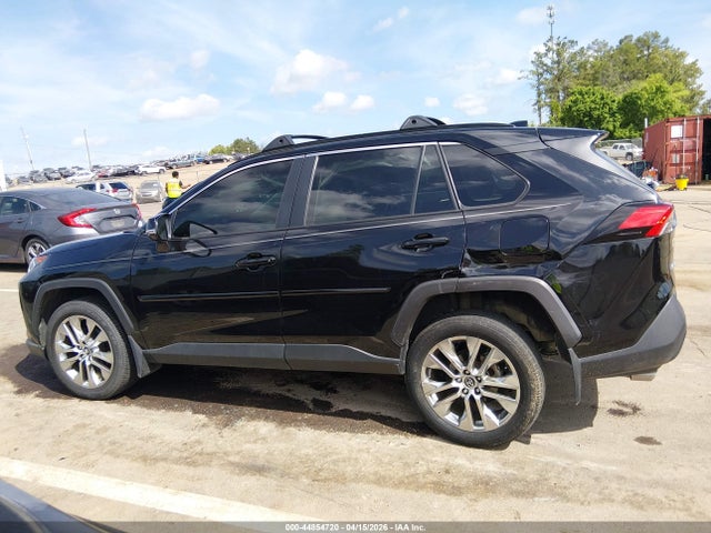 Aukcja sprzedaży 2021 Toyota Rav4 Xle Premium, vin: 2T3C1RFV1MC100225, numer aukcji: 44854720