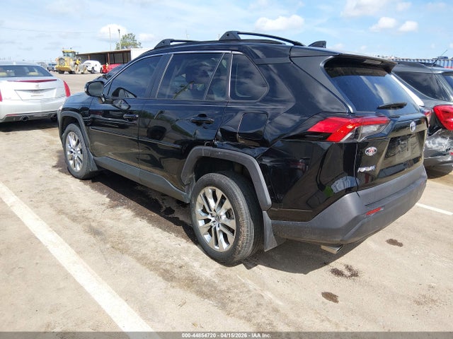 Aukcja sprzedaży 2021 Toyota Rav4 Xle Premium, vin: 2T3C1RFV1MC100225, numer aukcji: 44854720