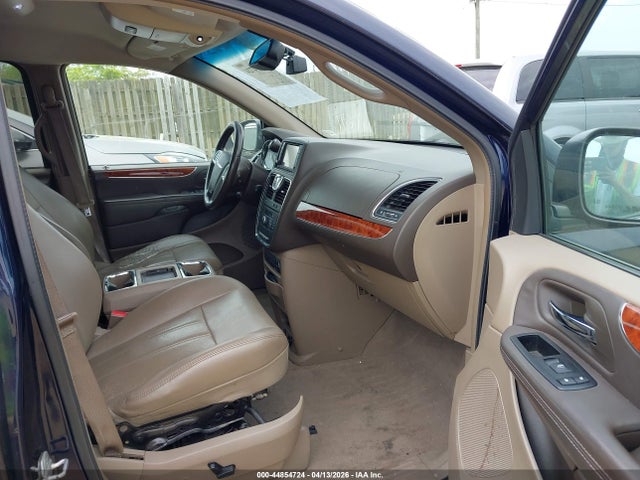Продажа на аукционе авто 2012 Chrysler Town & Country Touring-l, vin: 2C4RC1CG1CR363463, номер лота: 44854724