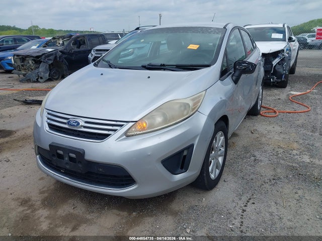 44854735 :رقم المزاد ، 3FADP4BJ1CM118253 vin ، 2012 Ford Fiesta Se مزاد بيع