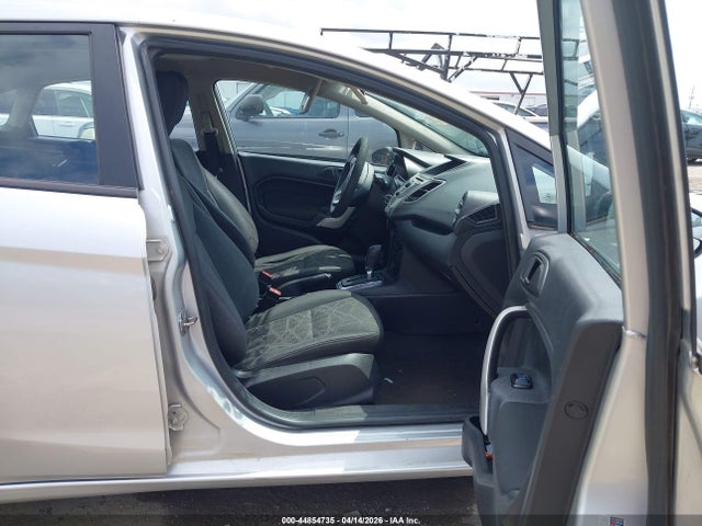 44854735 :رقم المزاد ، 3FADP4BJ1CM118253 vin ، 2012 Ford Fiesta Se مزاد بيع