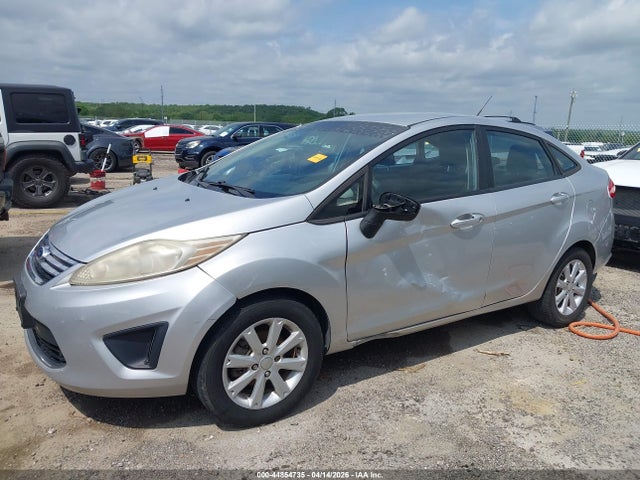 44854735 :رقم المزاد ، 3FADP4BJ1CM118253 vin ، 2012 Ford Fiesta Se مزاد بيع