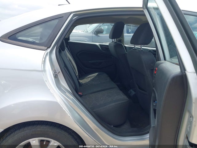 44854735 :رقم المزاد ، 3FADP4BJ1CM118253 vin ، 2012 Ford Fiesta Se مزاد بيع