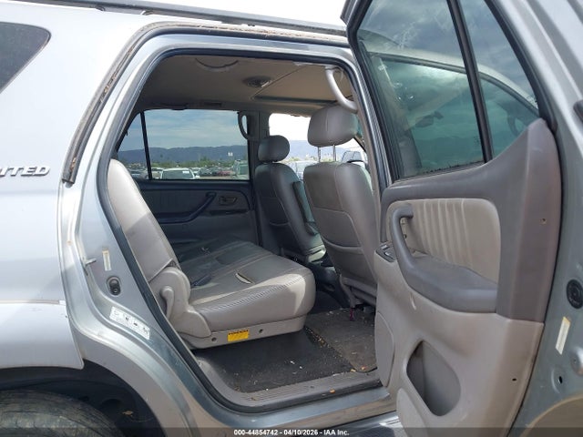 Aukcja sprzedaży 2002 Toyota Sequoia Limited V8, vin: 5TDZT38A02S136464, numer aukcji: 44854742