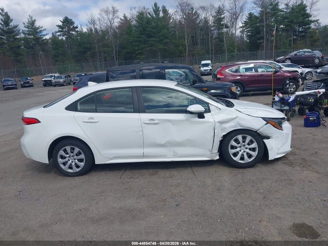 JTDEPRAE7LJ093047 Toyota COROLLA LE