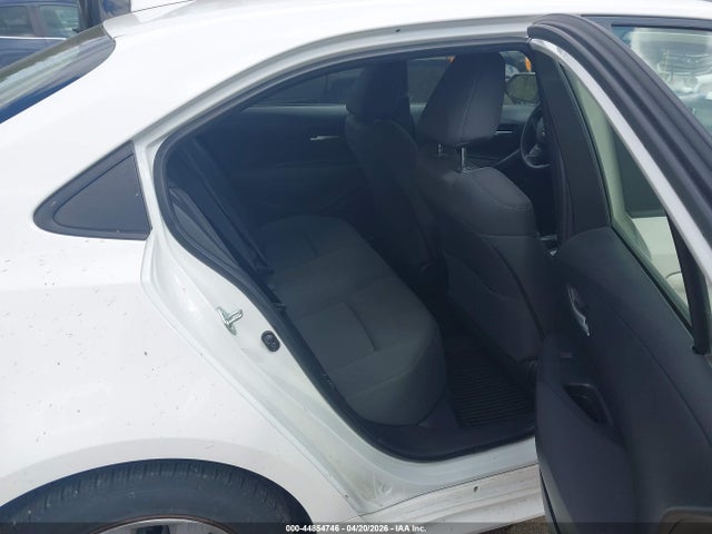 JTDEPRAE7LJ093047 Toyota COROLLA LE