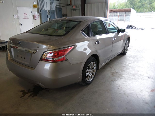 1N4AL3AP3FN353648 Nissan Altima 2.5 S