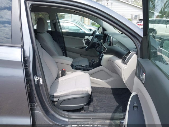 44854770 :رقم المزاد ، KM8J23A45KU006174 vin ، 2019 Hyundai Tucson Se مزاد بيع