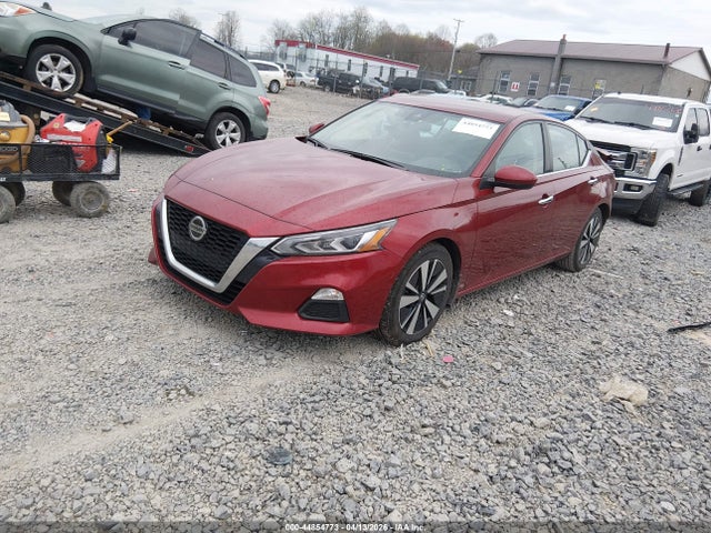 44854773 :رقم المزاد ، 1N4BL4DV6NN353288 vin ، 2022 Nissan Altima Sv Fwd مزاد بيع