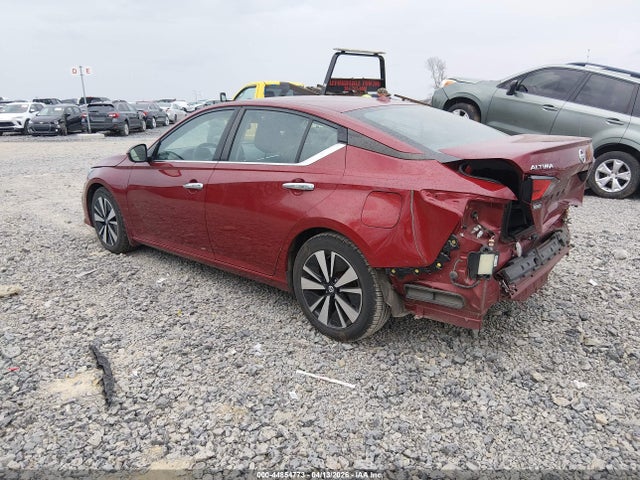 44854773 :رقم المزاد ، 1N4BL4DV6NN353288 vin ، 2022 Nissan Altima Sv Fwd مزاد بيع