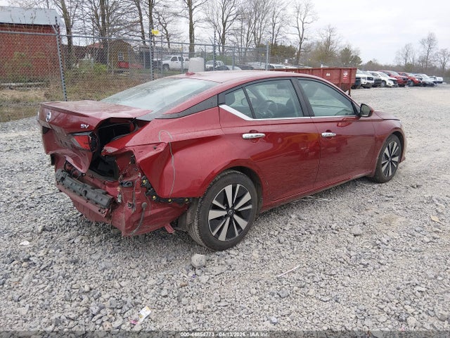 44854773 :رقم المزاد ، 1N4BL4DV6NN353288 vin ، 2022 Nissan Altima Sv Fwd مزاد بيع