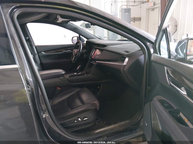 Продажа на аукционе авто 2017 Cadillac Xt5 Luxury, vin: 1GYKNBRS2HZ163731, номер лота: 44854798