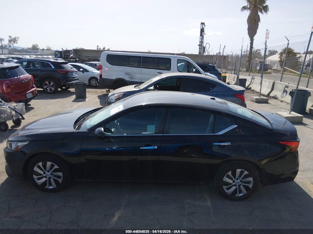 44854830 :رقم المزاد ، 1N4BL4BV1KC125127 vin ، 2019 Nissan Altima 2.5 S مزاد بيع