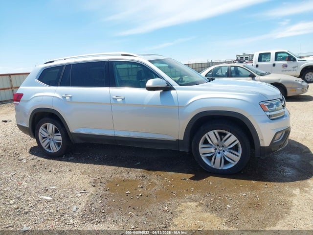 Продаж на аукціоні авто 2018 Volkswagen Atlas 3.6l V6 Sel Premium, vin: 1V2NR2CA2JC565943, номер лоту: 44854832