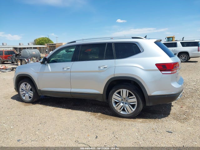 Продаж на аукціоні авто 2018 Volkswagen Atlas 3.6l V6 Sel Premium, vin: 1V2NR2CA2JC565943, номер лоту: 44854832