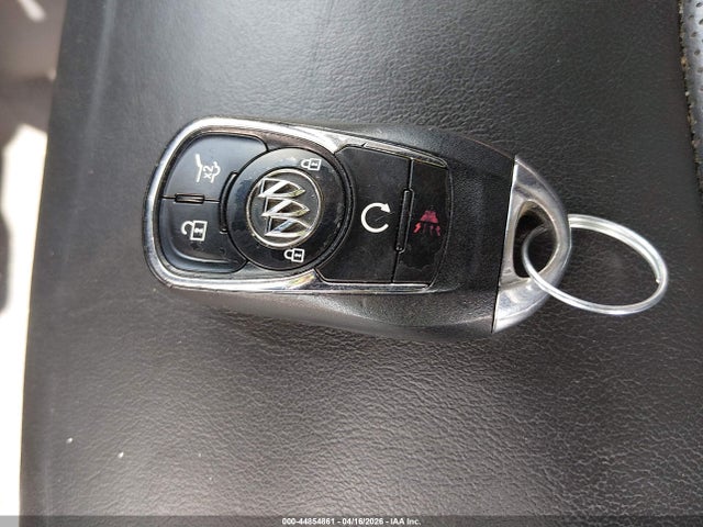44854861 :رقم المزاد ، LRBFX1SA0JD083620 vin ، 2018 Buick Envision Essence مزاد بيع