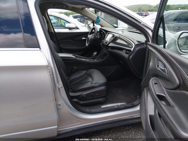 44854861 :رقم المزاد ، LRBFX1SA0JD083620 vin ، 2018 Buick Envision Essence مزاد بيع