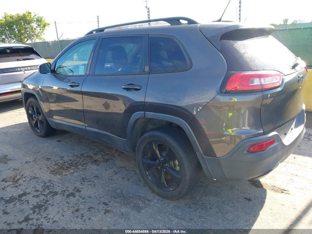 1C4PJLCX8JD596197 Jeep Cherokee Latitude Fwd