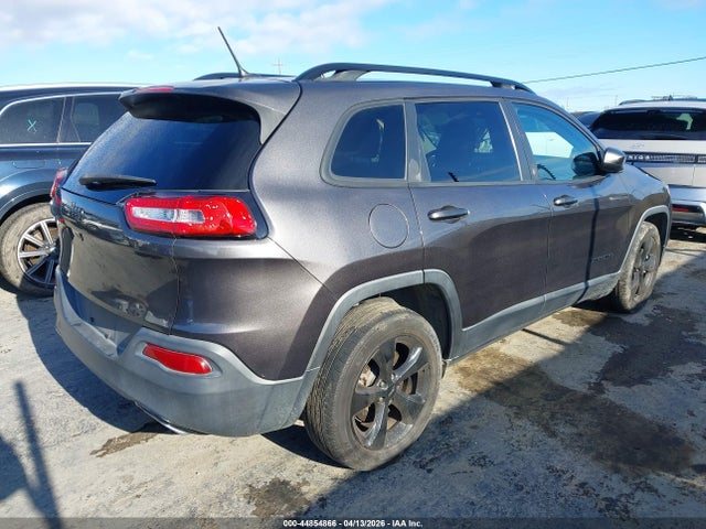 1C4PJLCX8JD596197 Jeep Cherokee Latitude Fwd