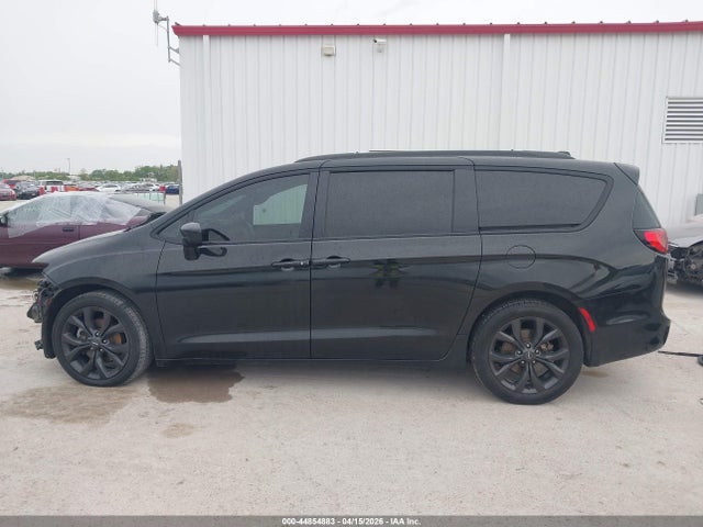 44854883 :رقم المزاد ، 2C4RC1EG6LR229318 vin ، 2020 Chrysler Pacifica Touring L Plus مزاد بيع