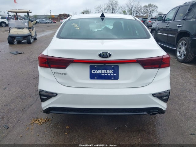 3KPF24AD3LE183516 KIA Forte Lxs