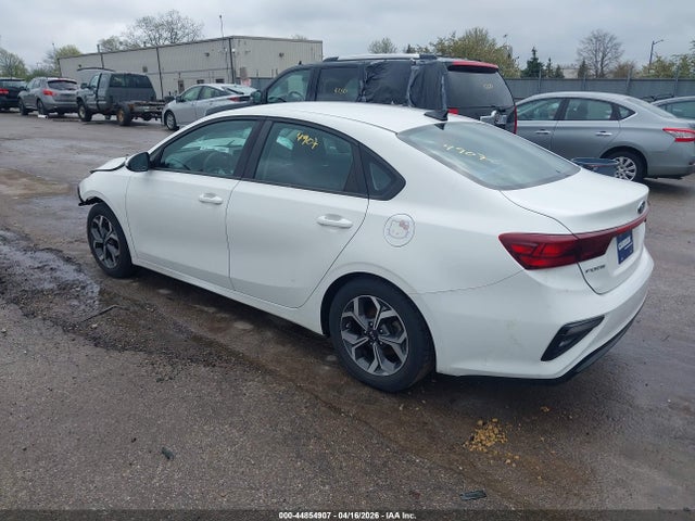 3KPF24AD3LE183516 KIA Forte Lxs