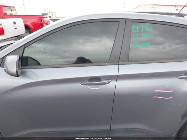 44854912 :رقم المزاد ، KM8K12AA1MU657862 vin ، 2021 Hyundai Kona Se مزاد بيع