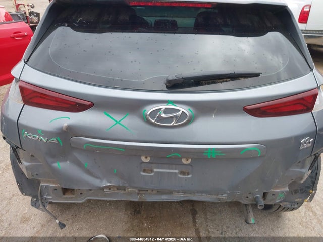 44854912 :رقم المزاد ، KM8K12AA1MU657862 vin ، 2021 Hyundai Kona Se مزاد بيع