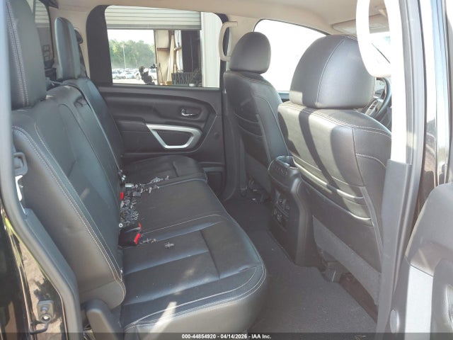44854920 :رقم المزاد ، 1N6AA1E52KN504189 vin ، 2019 Nissan Titan Sl مزاد بيع