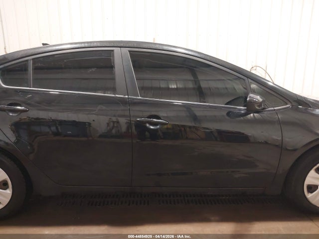 Продажа на аукционе авто 2017 Kia Forte Lx, vin: 3KPFK4A78HE047173, номер лота: 44854925